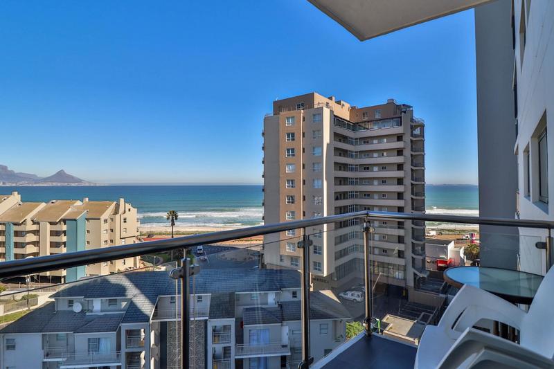 3 Bedroom Property for Sale in Bloubergstrand Western Cape